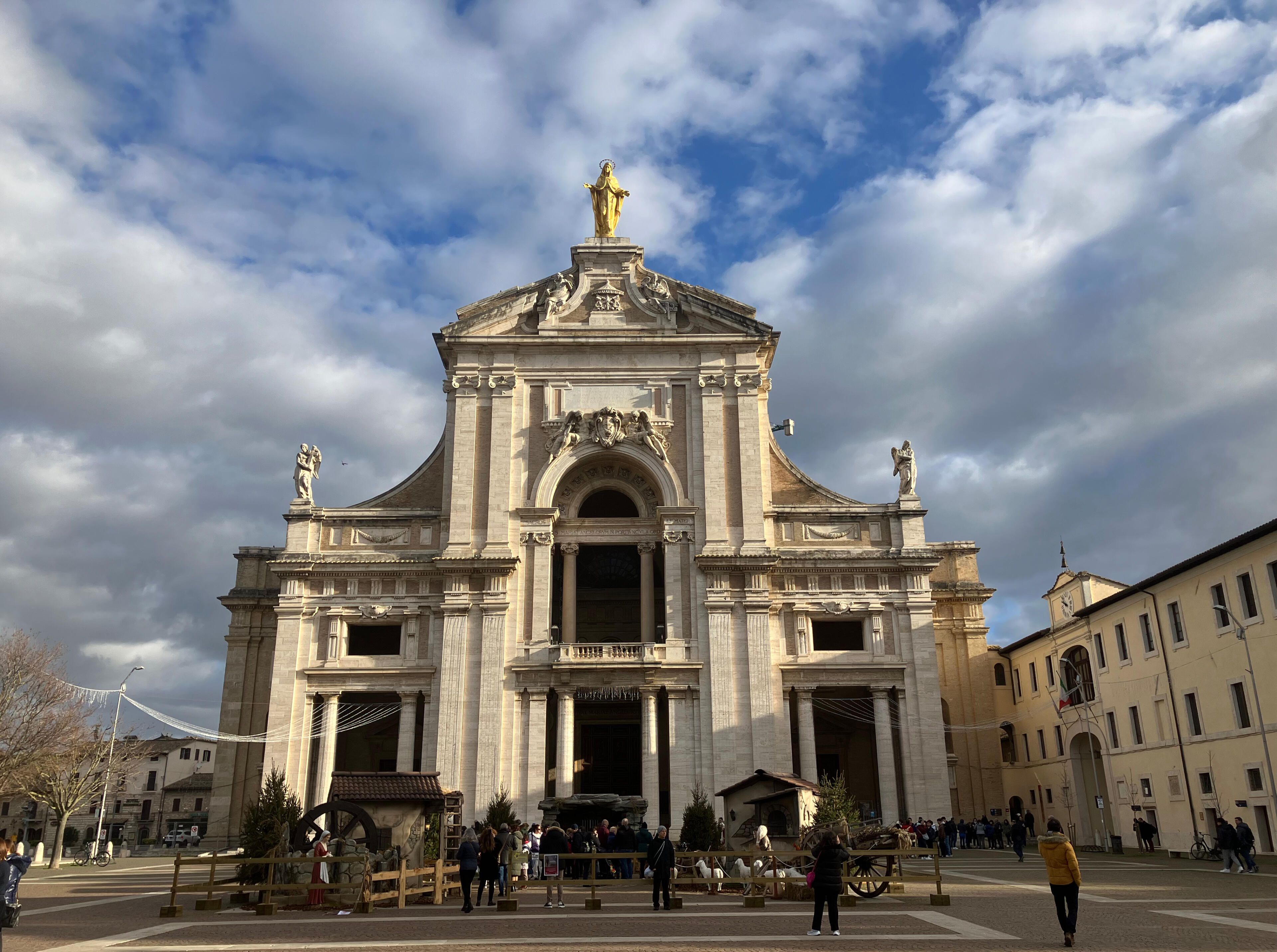 Kuthumi in Assisi by Paul McCarthy. iluminar.au